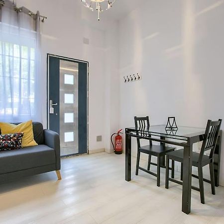 شقة Cozy Getaway In مدريد المظهر الخارجي الصورة